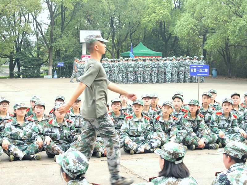 ea420312bd1f434e8ad9101cc4fae7e9.jpg ea420312bd1f434e8ad9101cc4fae7e9.jpg