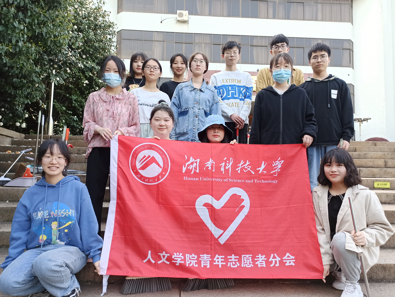 77b10880579d4b41ba2801cbbf3ab9a4.png 77b10880579d4b41ba2801cbbf3ab9a4.png