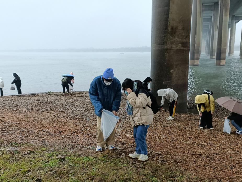 2a63b31aa9864be481b95330b17ff45a.png 2a63b31aa9864be481b95330b17ff45a.png