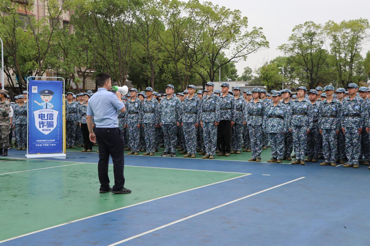 eff9773ea6f841188f2285eda5645034.png eff9773ea6f841188f2285eda5645034.png